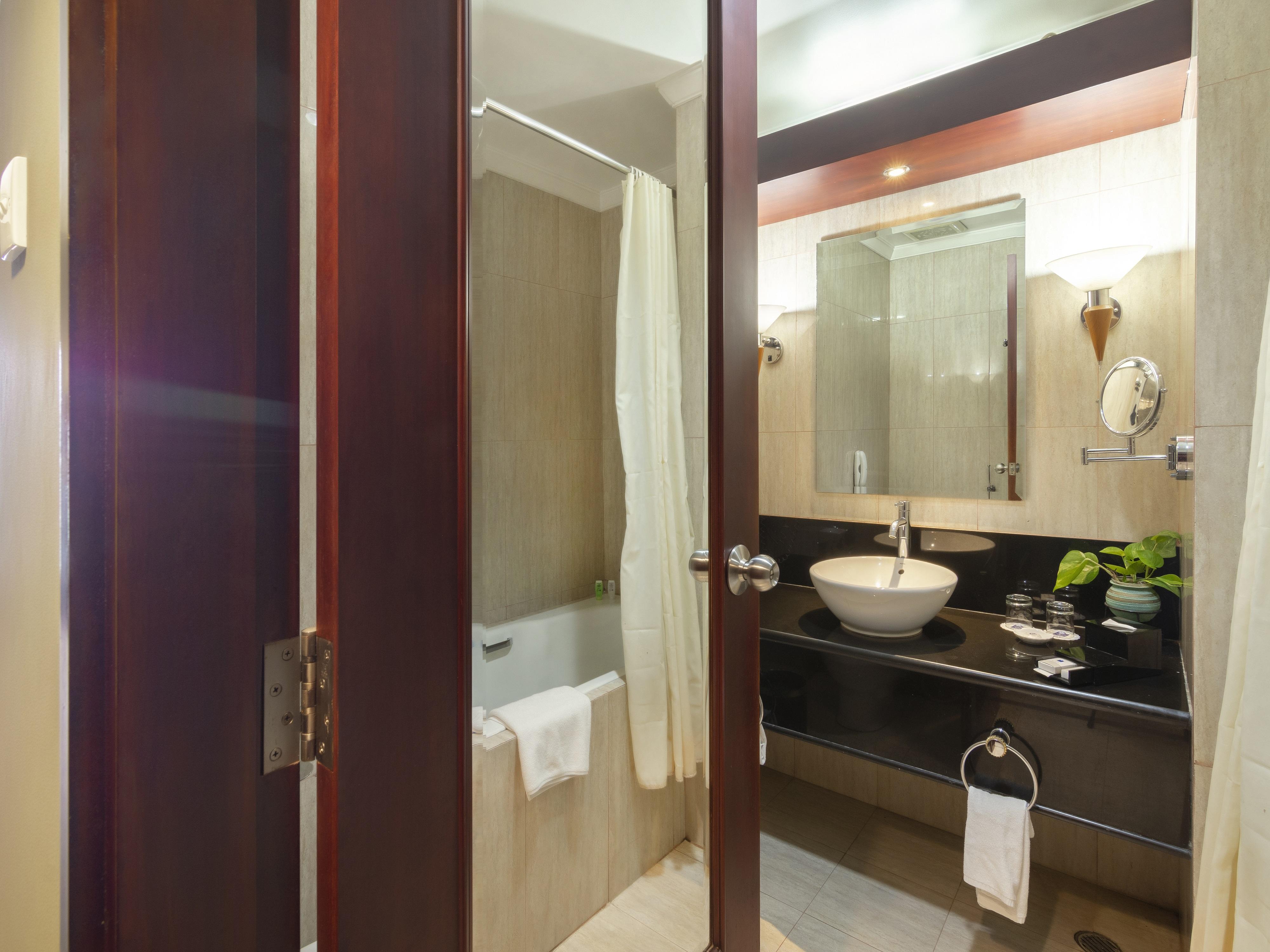 Blue Sky Hotel Balikpapan Экстерьер фото