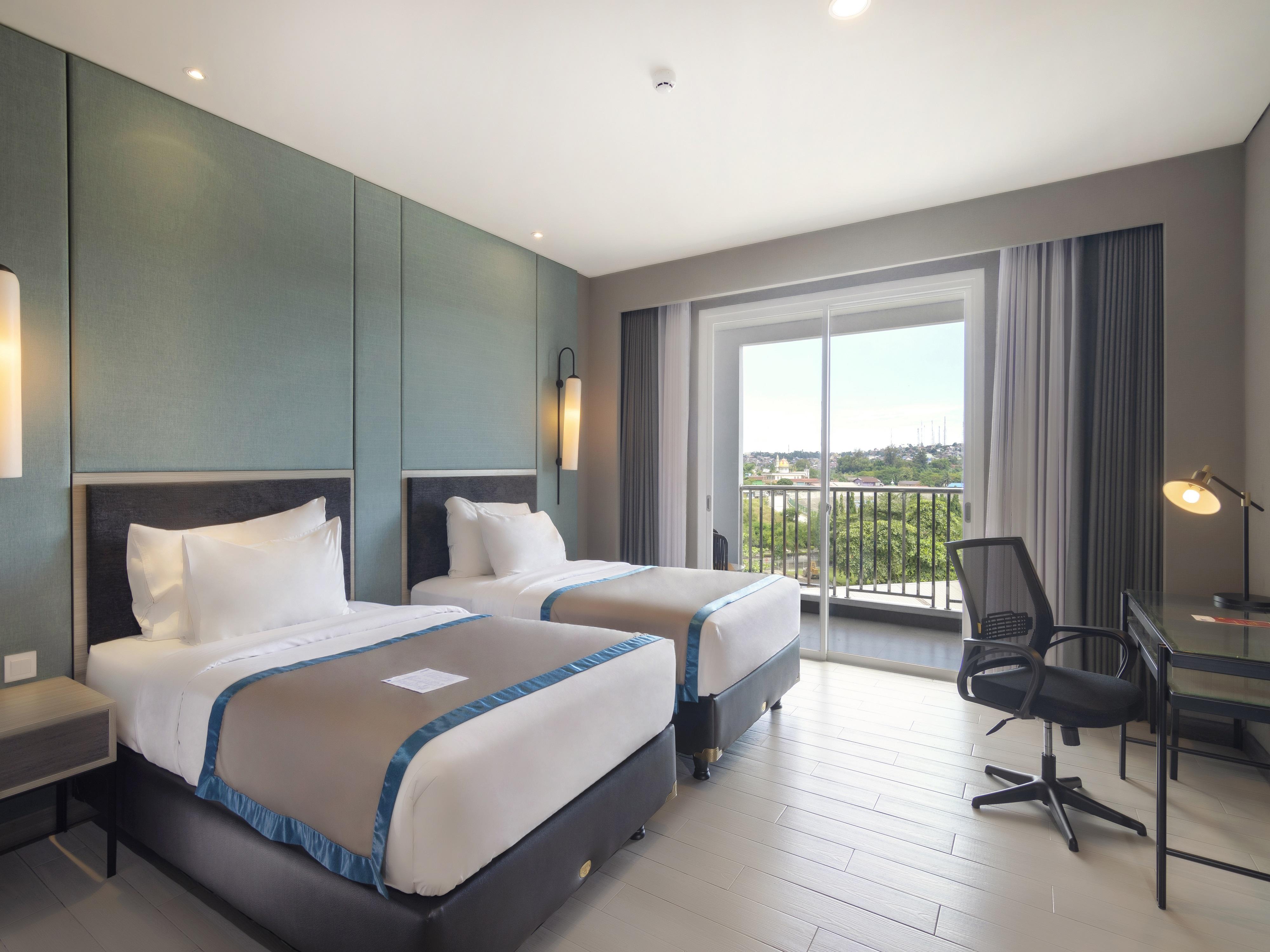 Blue Sky Hotel Balikpapan Экстерьер фото