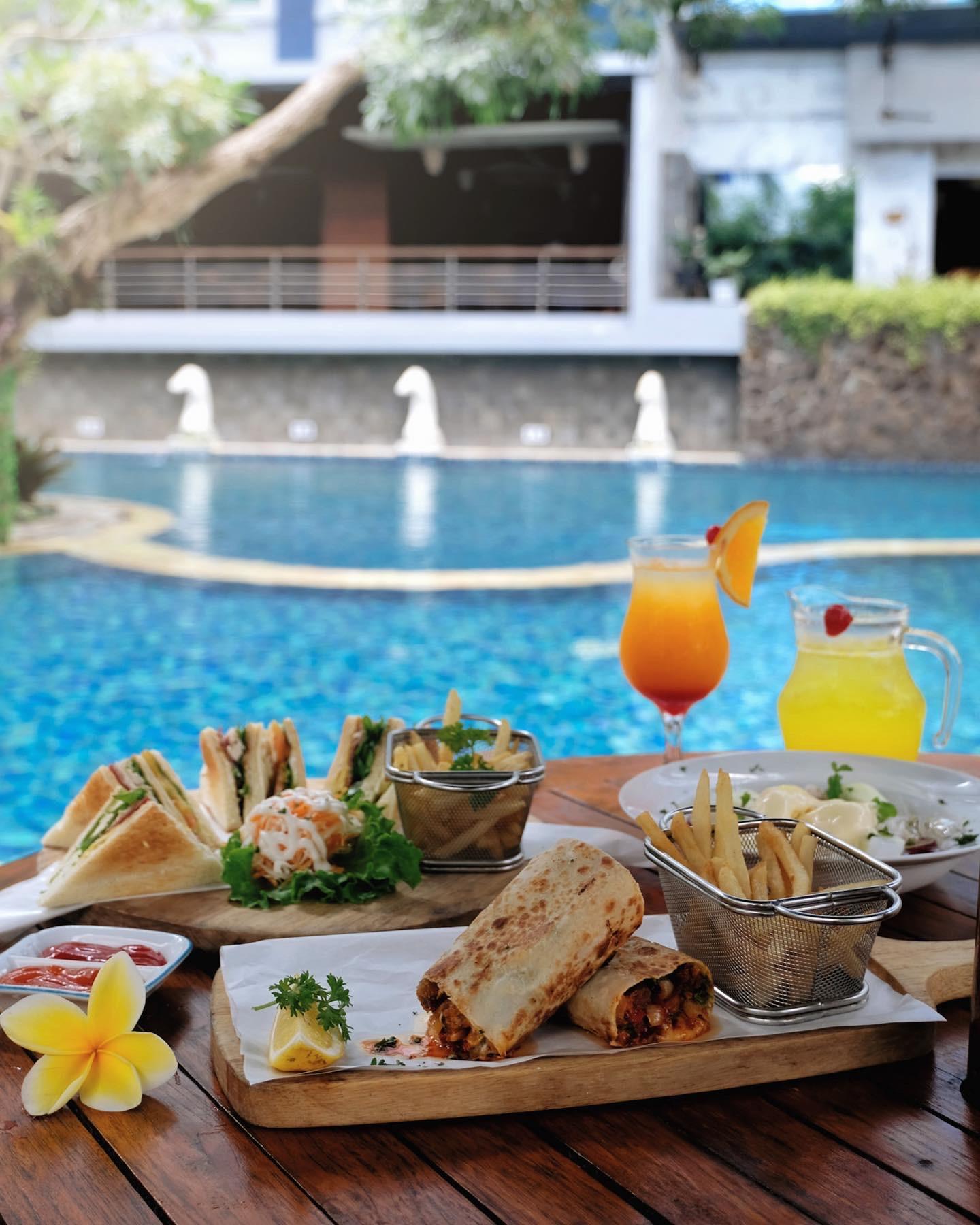 Blue Sky Hotel Balikpapan Экстерьер фото