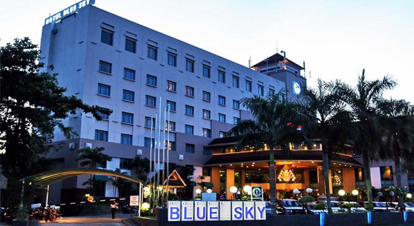 Blue Sky Hotel Balikpapan Экстерьер фото