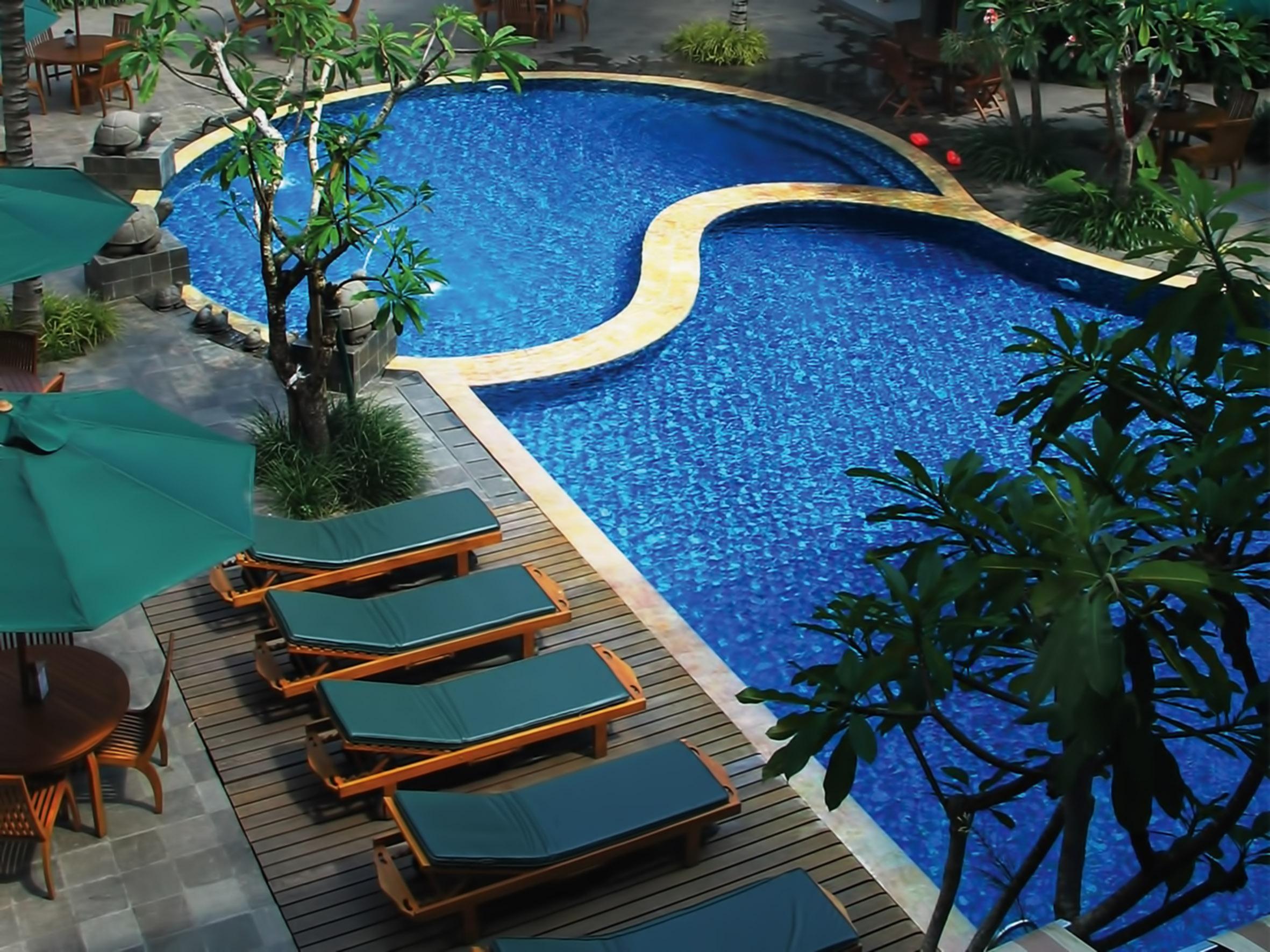 Blue Sky Hotel Balikpapan Экстерьер фото