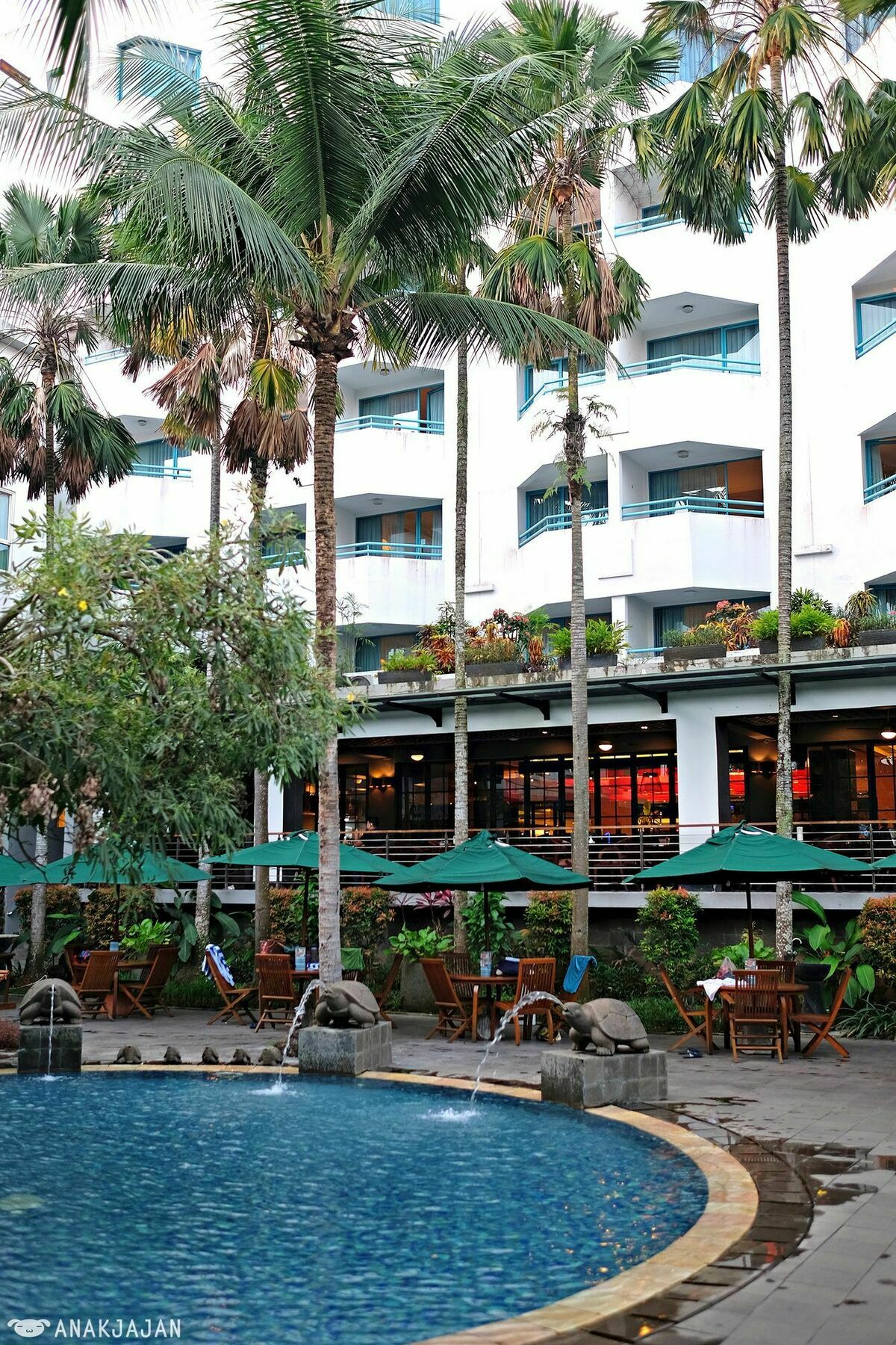 Blue Sky Hotel Balikpapan Экстерьер фото